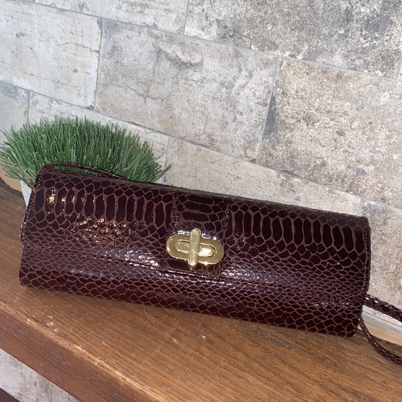 La Regale Faux Snake Skin Bag - Picture 4 of 17